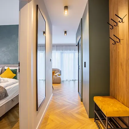 Obroncow Pokoju 11 公寓 斯克拉斯卡波伦巴